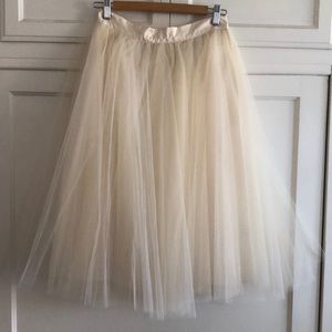 Alexandra Grecco (Anthropologie) Tulle Midi Skirt